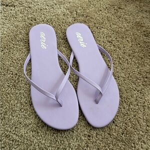 Aerie Flip Flops- Lilac